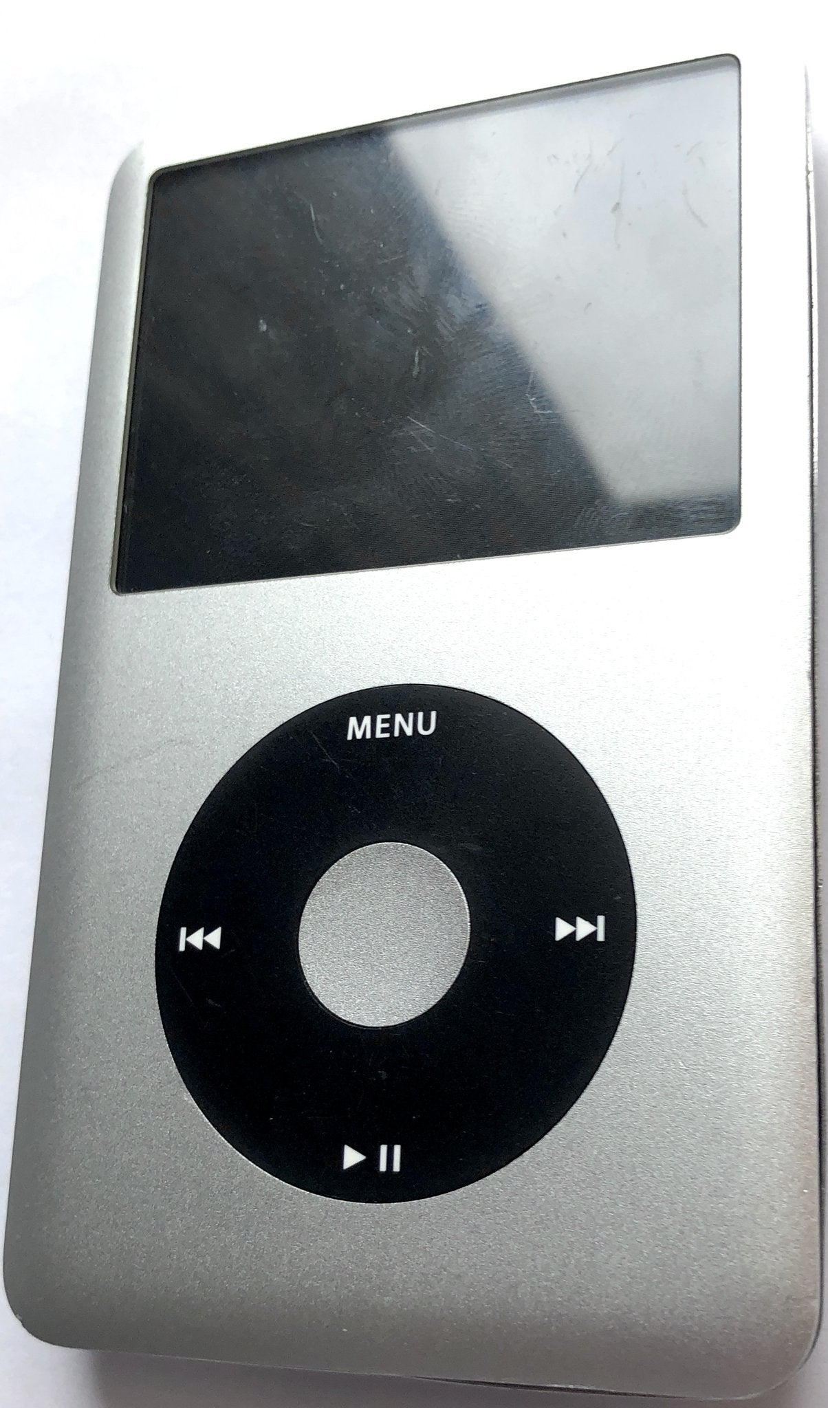 Apple selling iPod Classic 7th 120gb black 8745